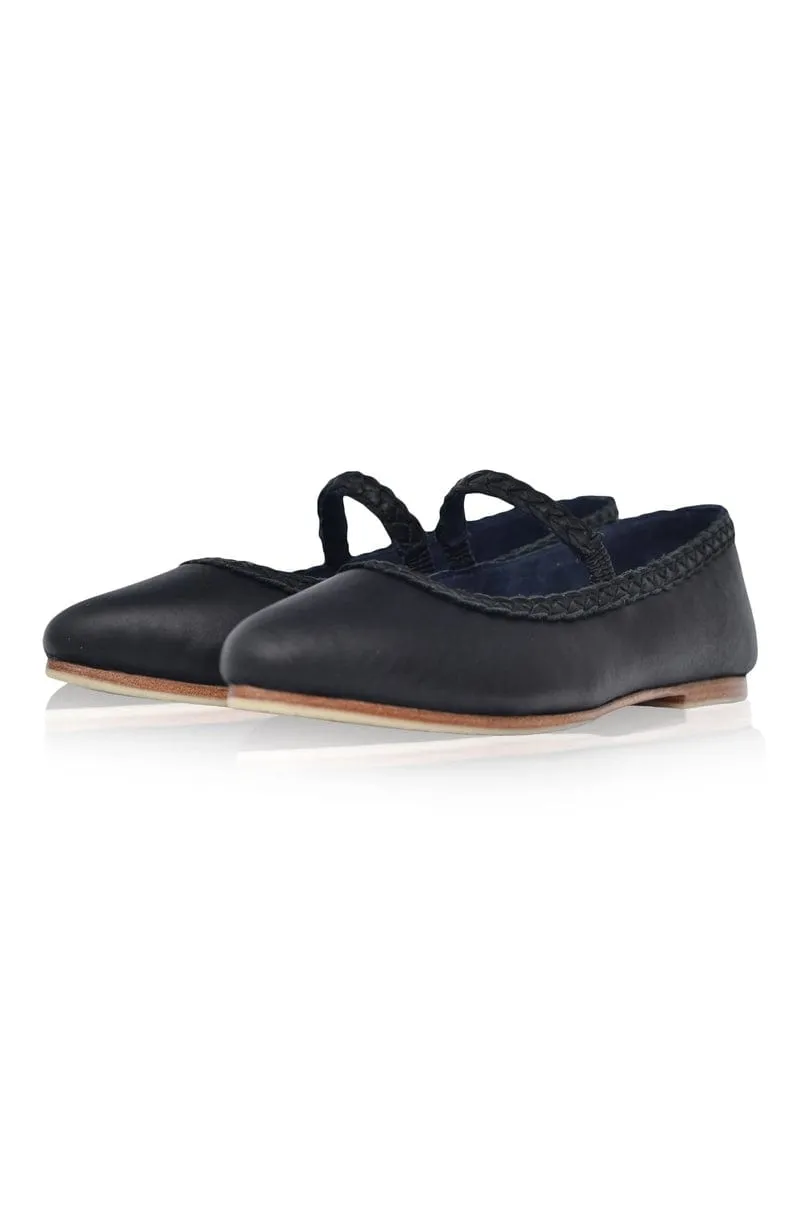 Amara Ballet Flats in Black