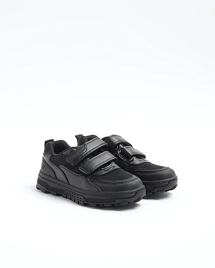 Boys black chunky trainers