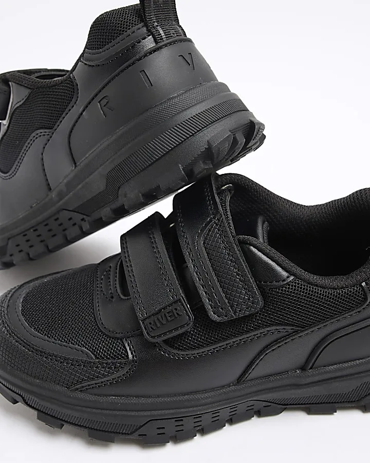 Boys black chunky trainers