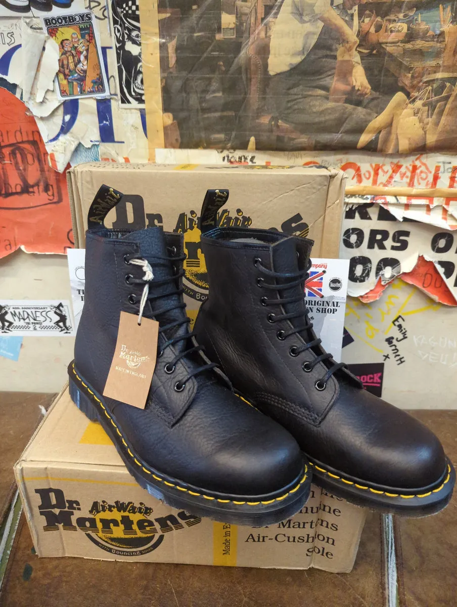 Dr Martens 1460 Made in England Black Carpathian Size 9