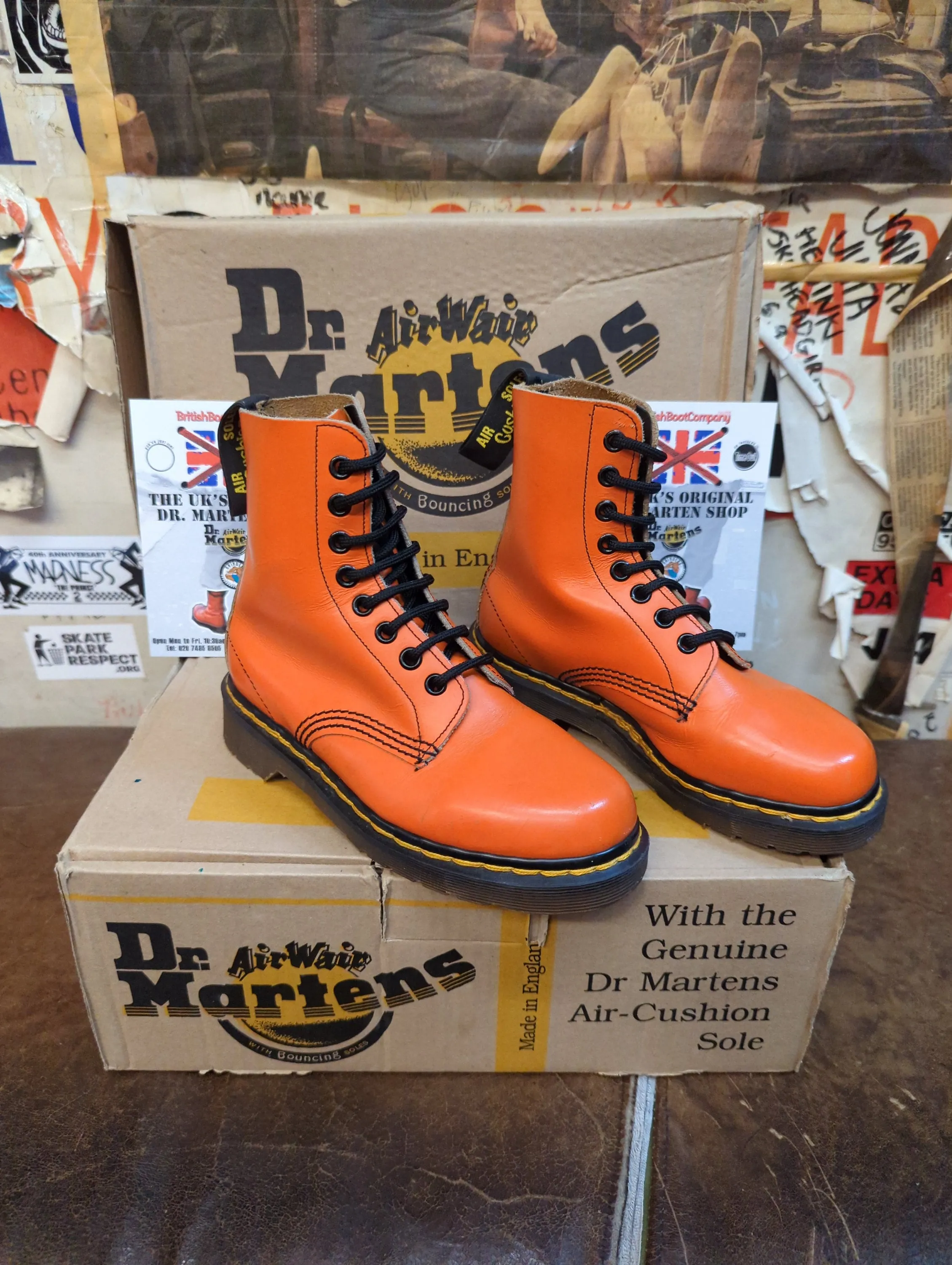 Dr Martens 552 Orange 8 Hole Made in England Size 1