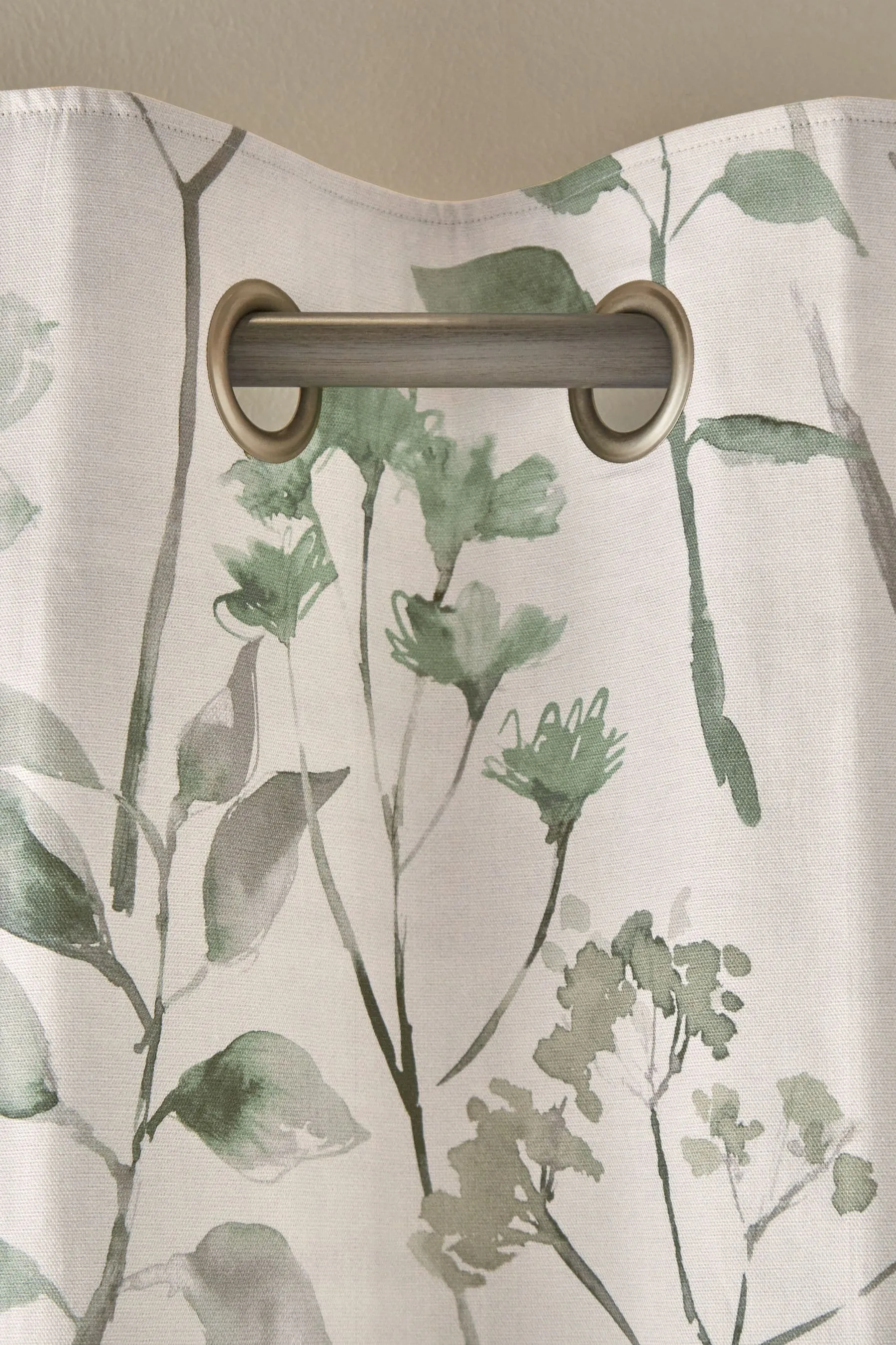 Green Isla Floral Print Blackout/Thermal Curtains