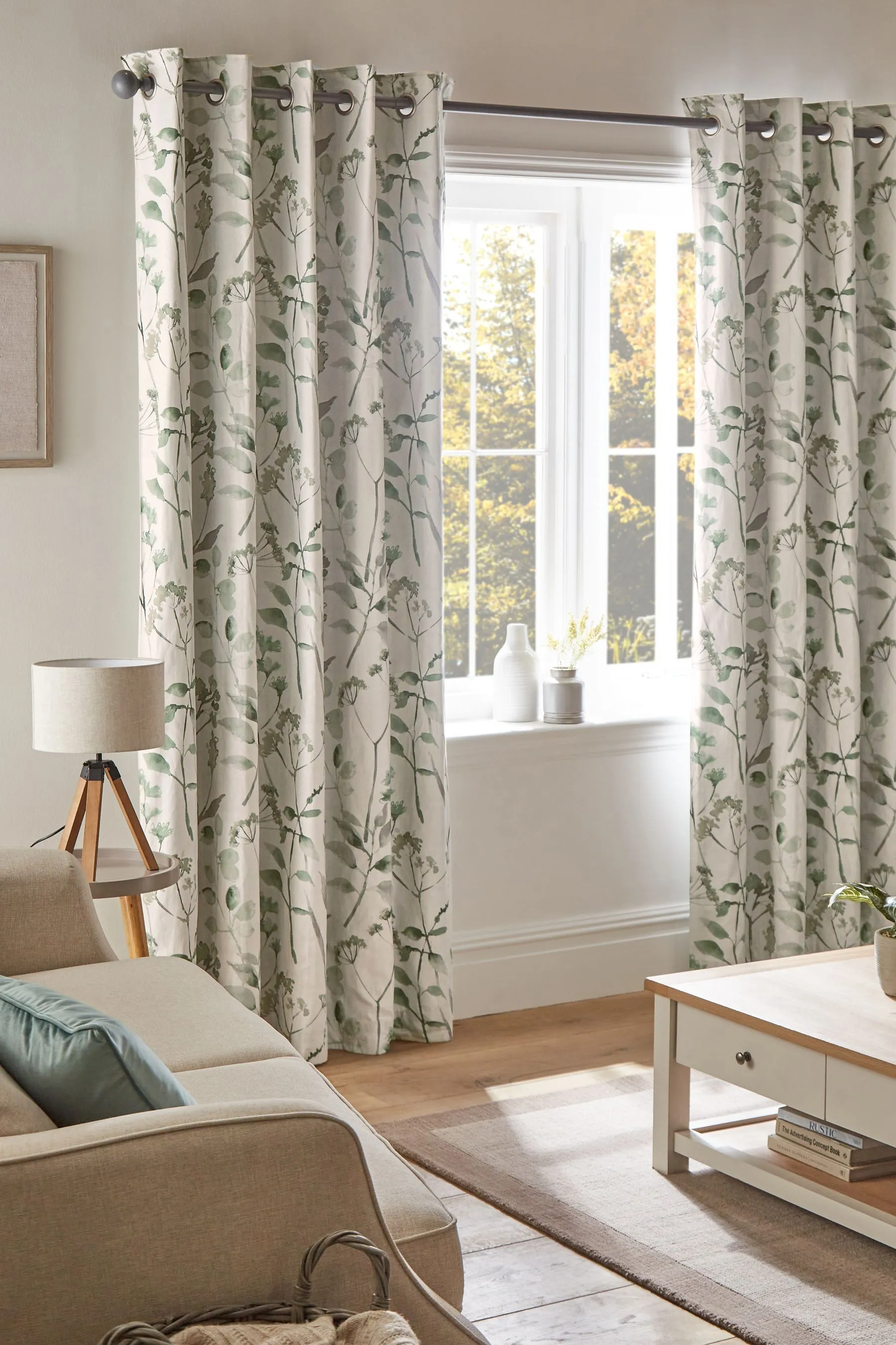 Green Isla Floral Print Blackout/Thermal Curtains