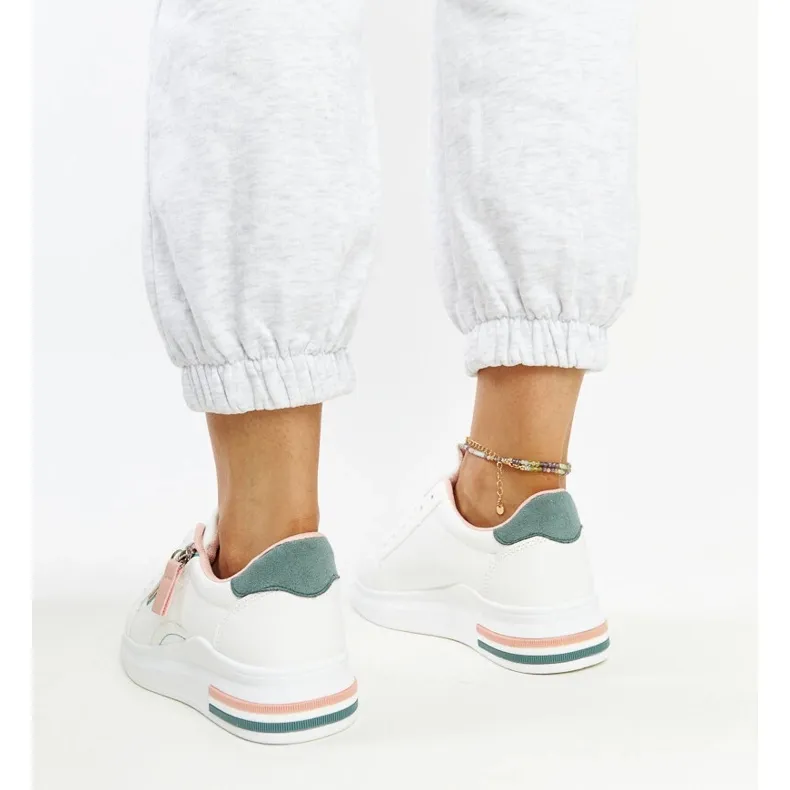 Inna White sneakers with green inserts Anaunia