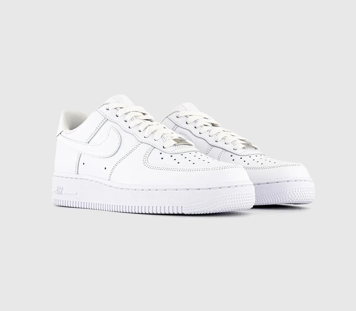 Nike Air Force 1 07 Trainers M White