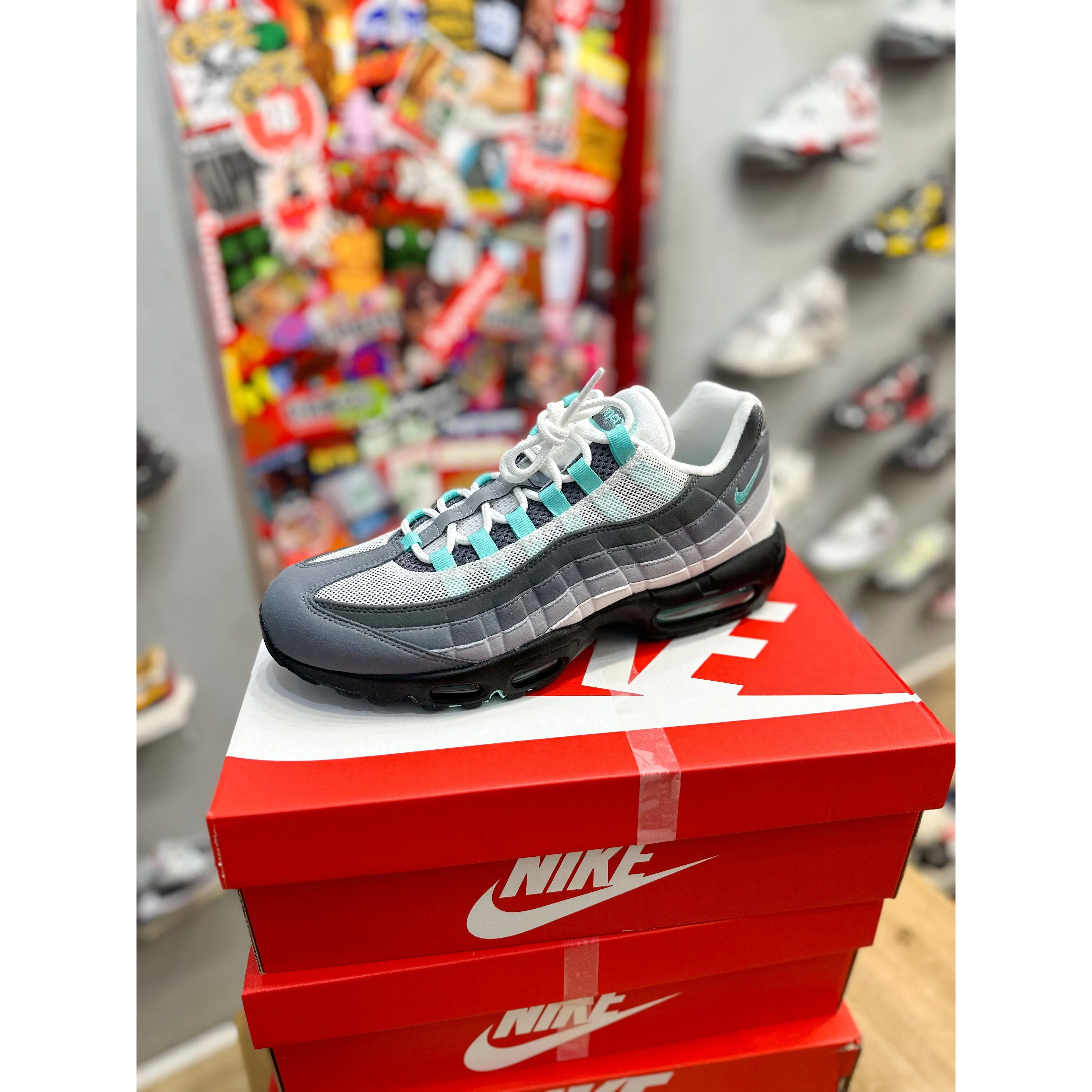 Nike Air Max 95 Hyper Turquoise