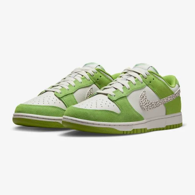 Nike Dunk Low Safari Swoosh (Chlorophyll/ Green/ Cave St...