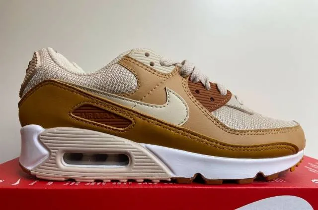 Nike WMNS Air Max 90 Oatmeal Chutney