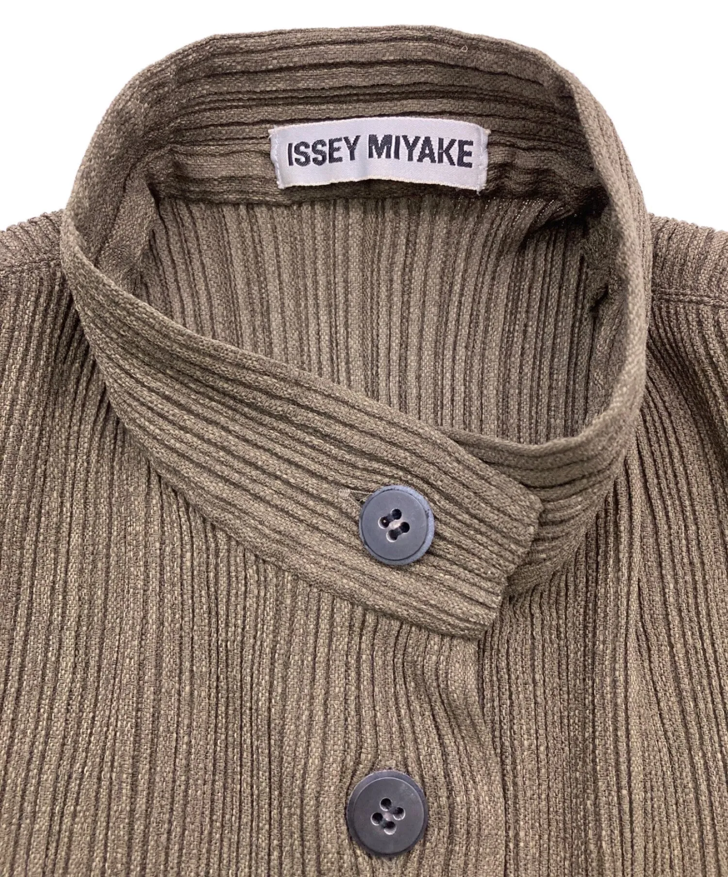 [Pre-owned] ISSEY MIYAKE pleated vest IM72-FE601