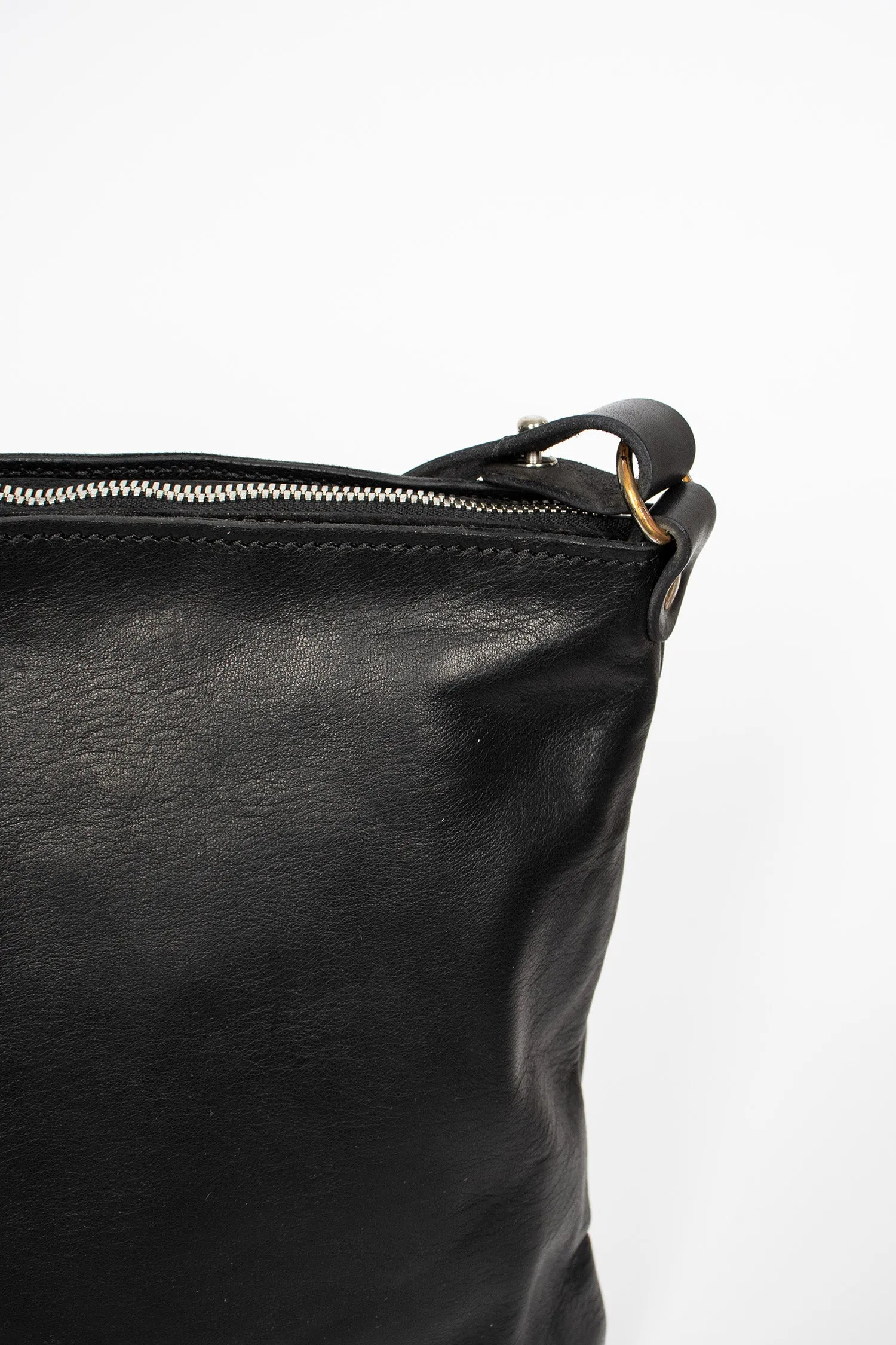 RA01 Shoulder Bag BLKT