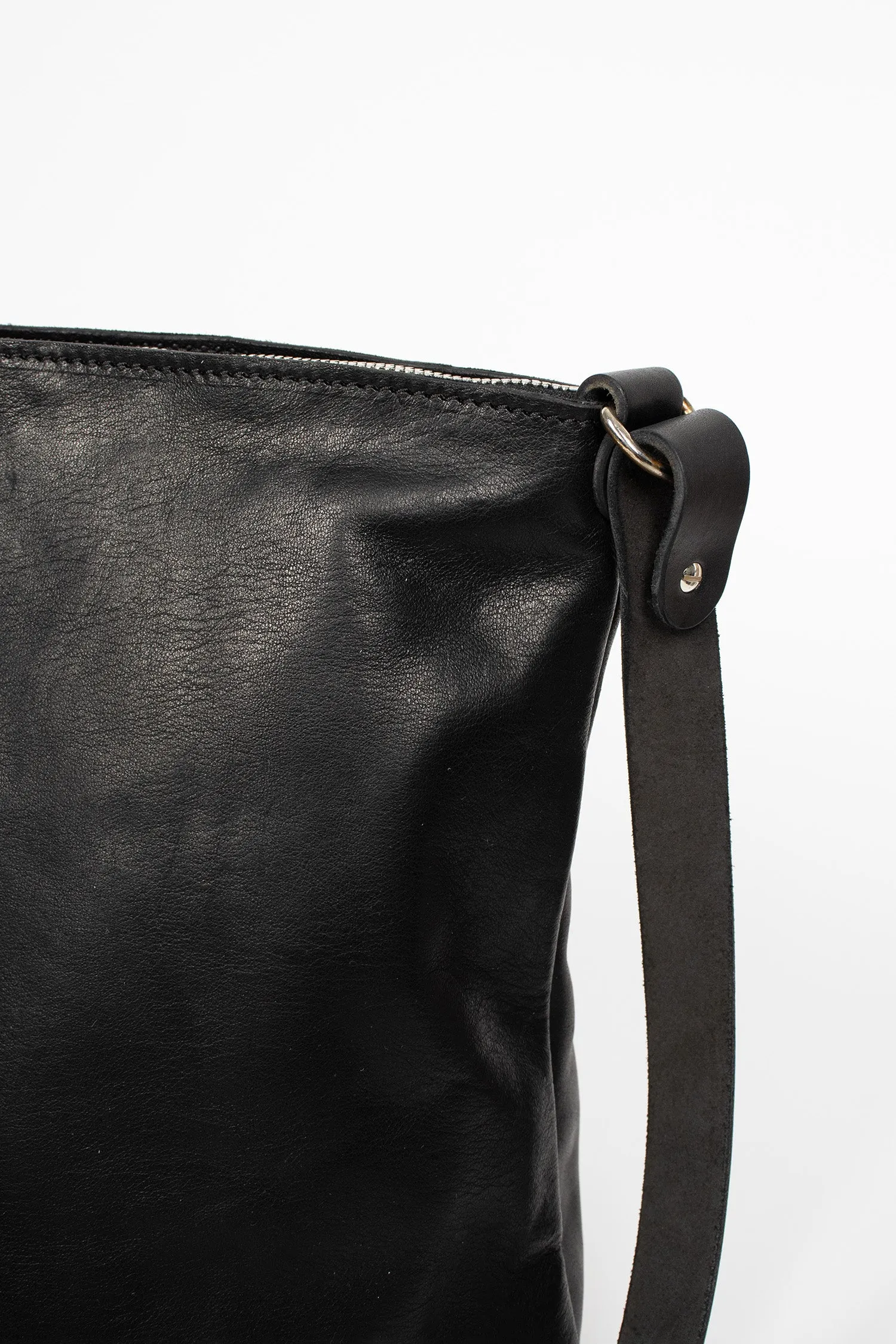 RA01 Shoulder Bag BLKT