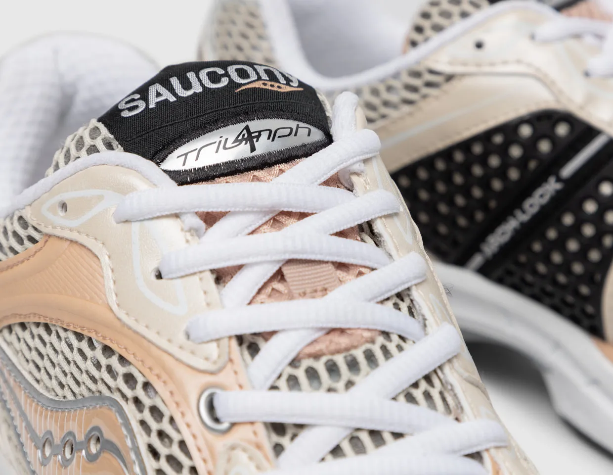 Saucony ProGrid Triumph 4 Cream / Tan