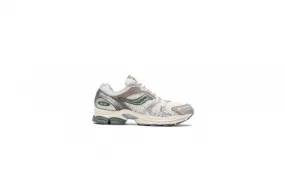 Saucony x Minted NY PROGRID TRIUMPH 4