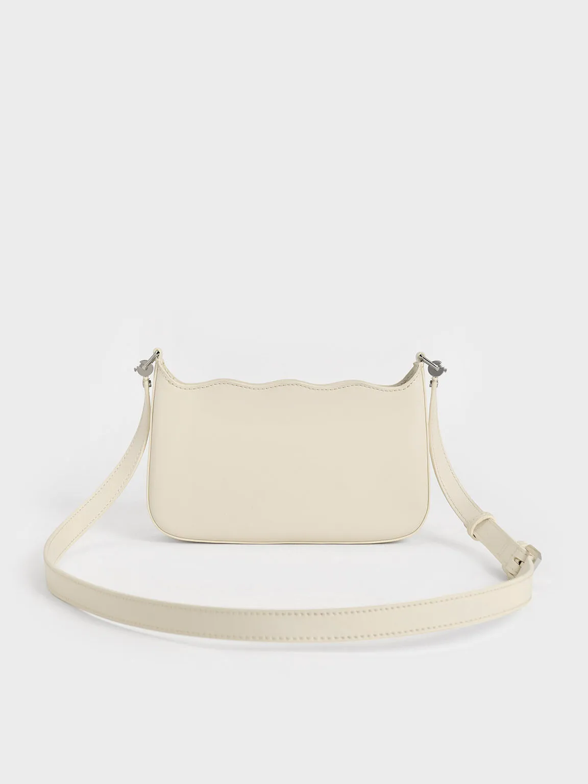 Wavy Braided Chain-Link Shoulder Bag - Chalk